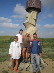 Статуя (копия) истукана ПАПА с острова Пасхи в Тихом океане